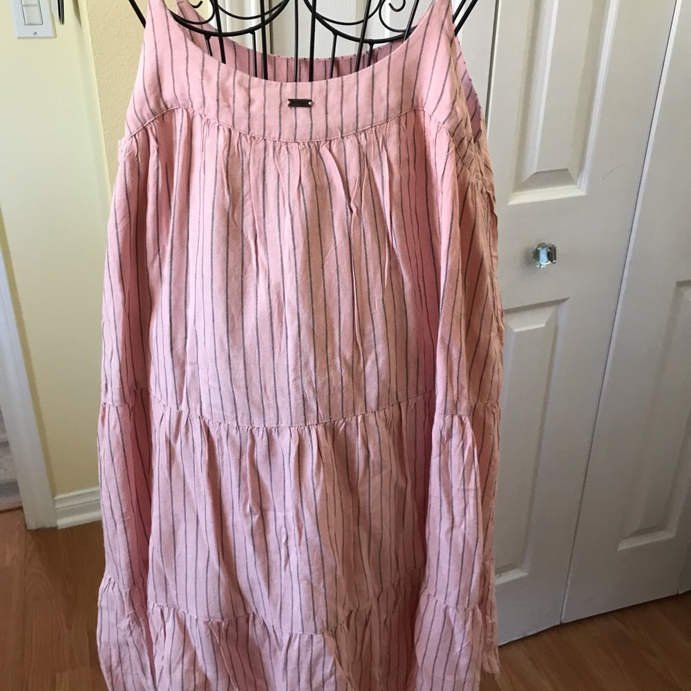 HOST PICK🎉O’Neill Summer Adjustable Spaghetti Strap NWT Peach Color w/Stripes - Picture 4 of 12